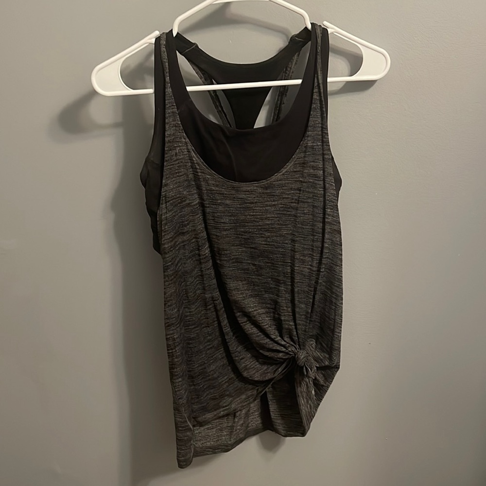 Lululemon Tank Top w/ built in bra
